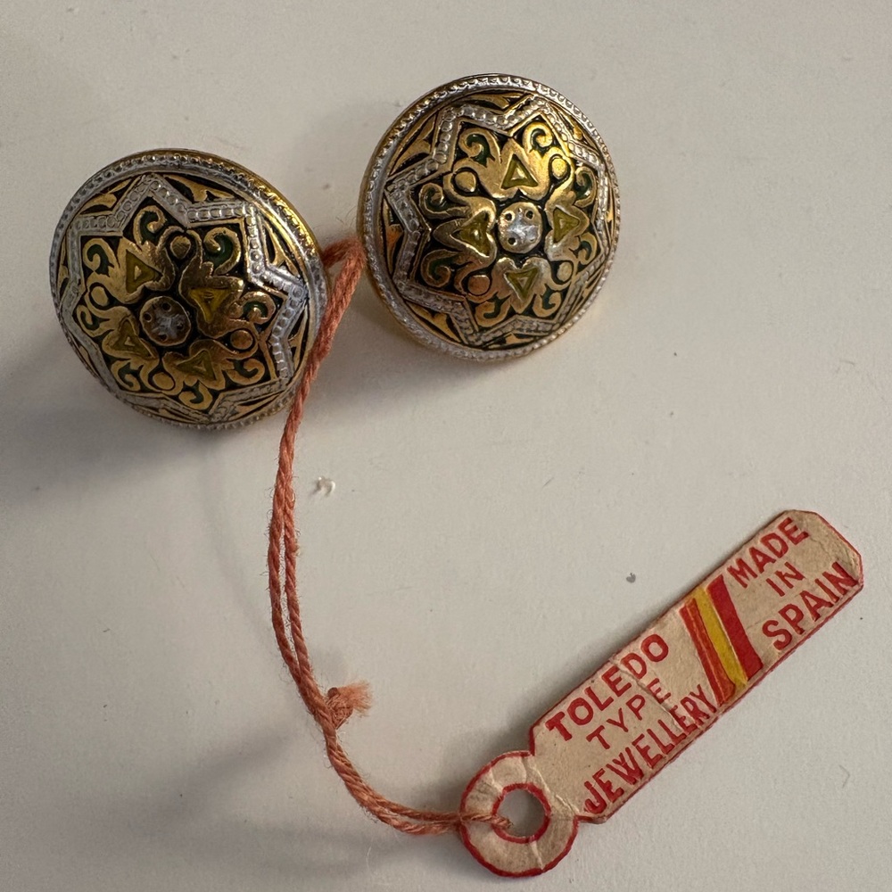 Damascene Screw-Back Earrings